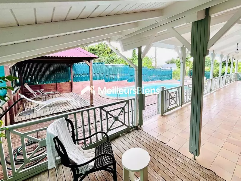 Maison, 160 m²