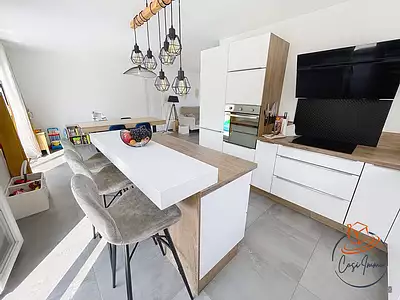 Maison, 94 m²