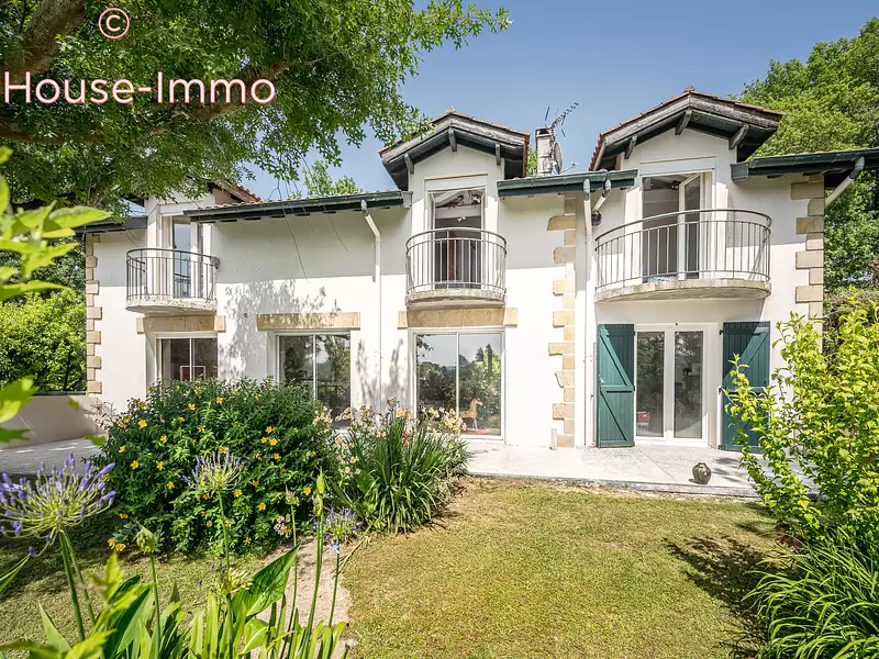 Maison, 180 m²