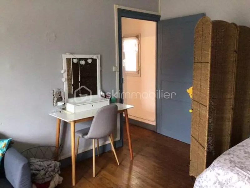 Immeuble, 143 m²
