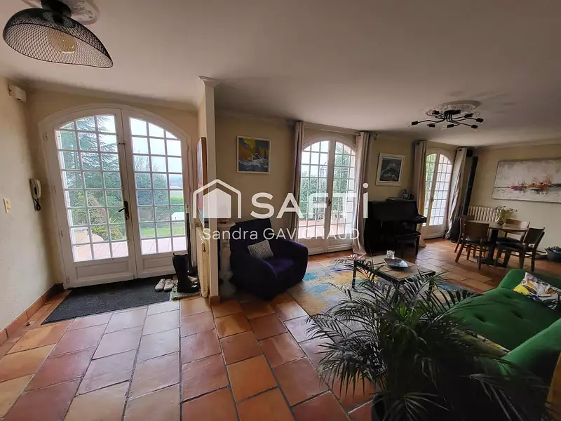 Maison, 154 m²