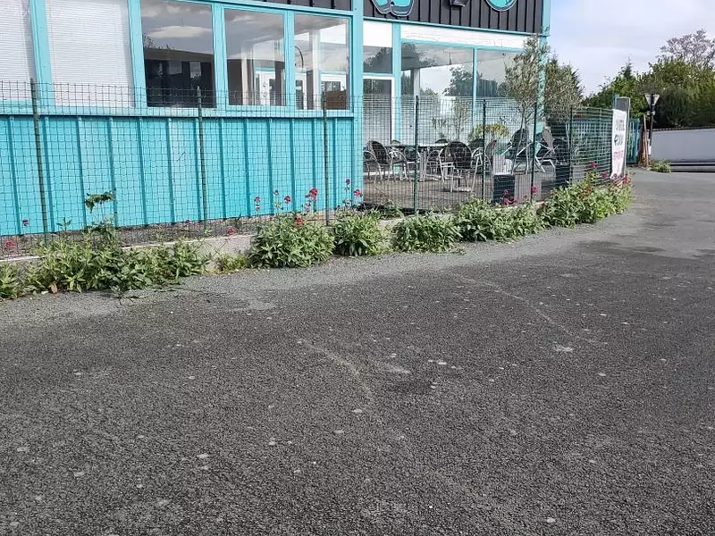 Divers, 1 500 m²