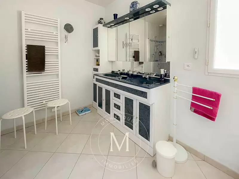 Maison, 120 m²