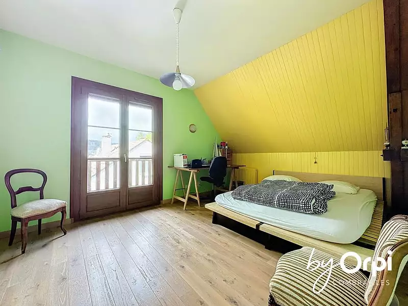 Maison, 319 m²