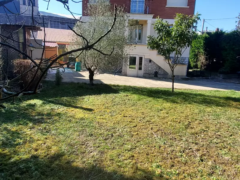 Maison, 350 m²