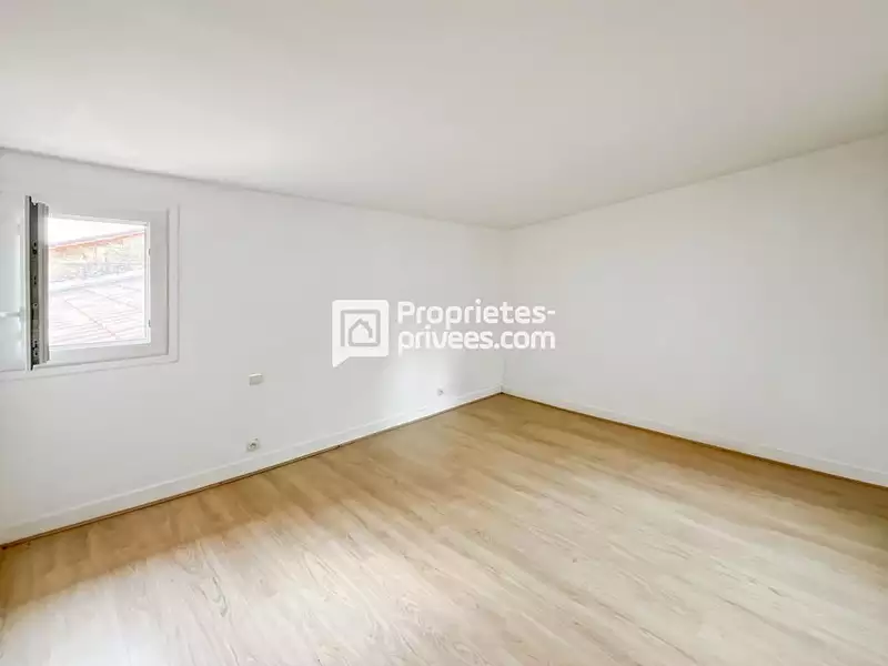 Immeuble, 155 m²