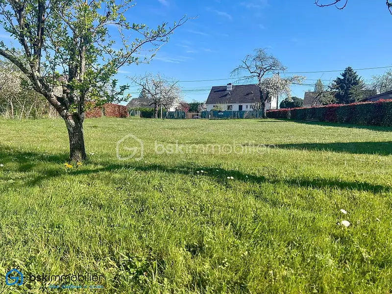 Terrain, 1 064 m²
