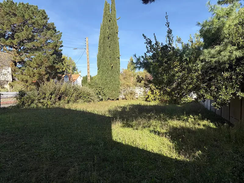 Terrain, 400 m²