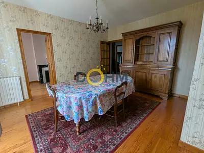 Maison, 248 m²