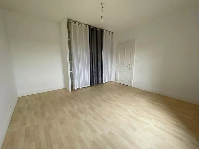Immeuble, 145 m²