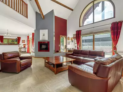 Maison, 240 m²