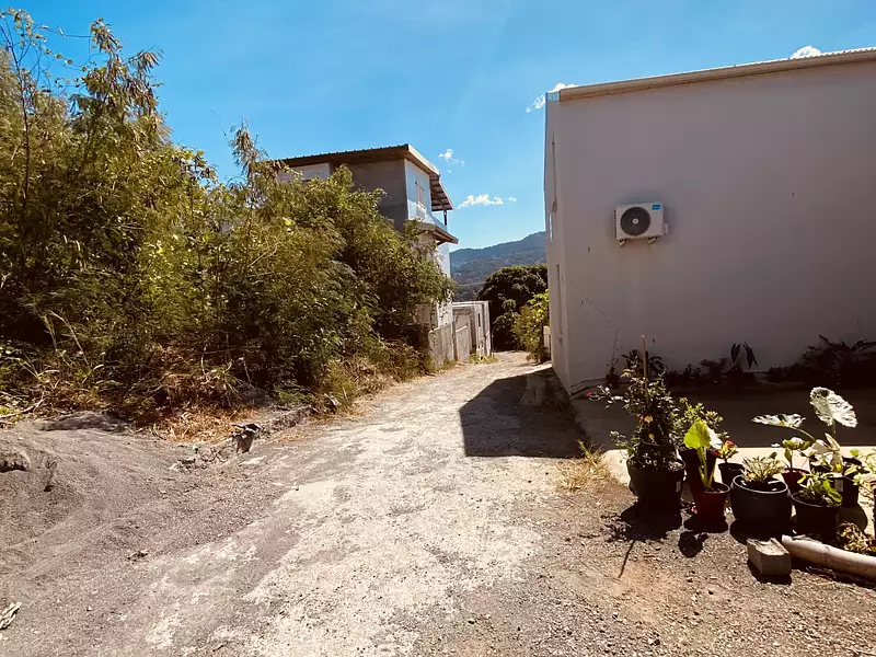 Terrain, 266 m²