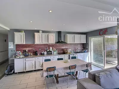 Maison, 143 m²