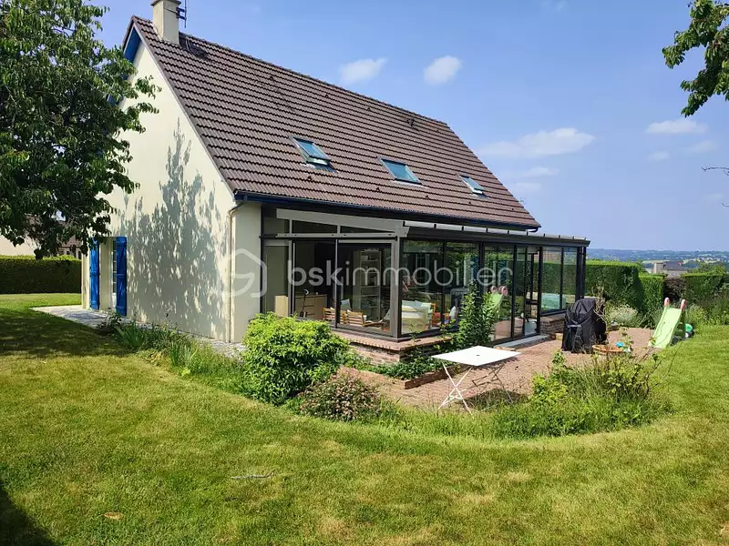 Maison, 163 m²
