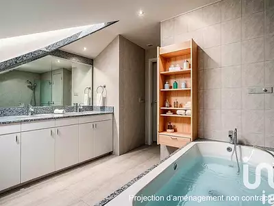 Maison, 267 m²