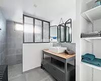Maison, 277 m²