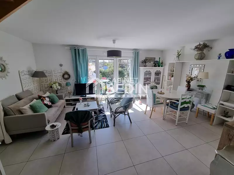 Maison, 93 m²