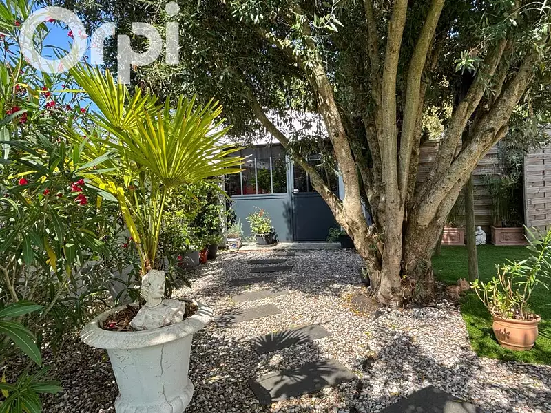 Maison, 167 m²