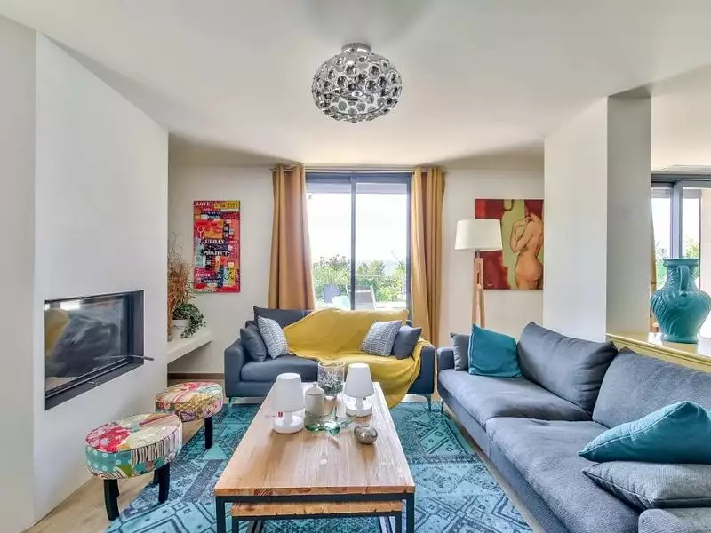 Maison, 287 m²