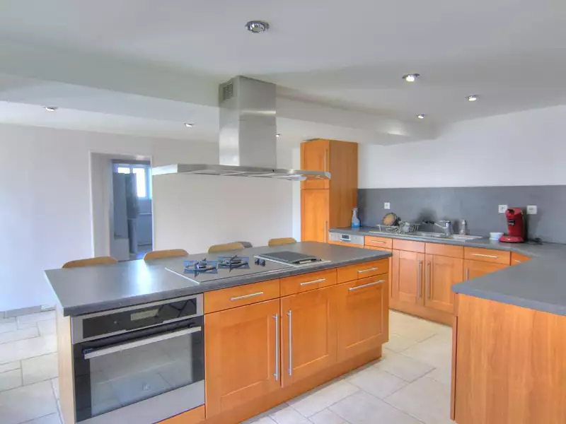 Maison, 417 m²