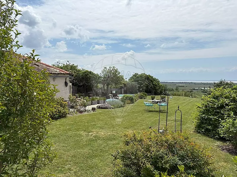 Maison, 348 m²