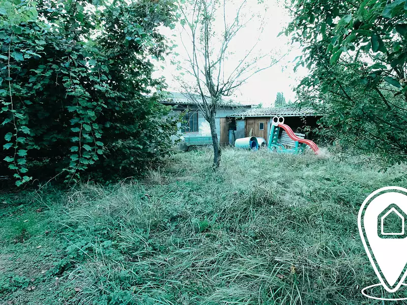 Terrain, 679 m²