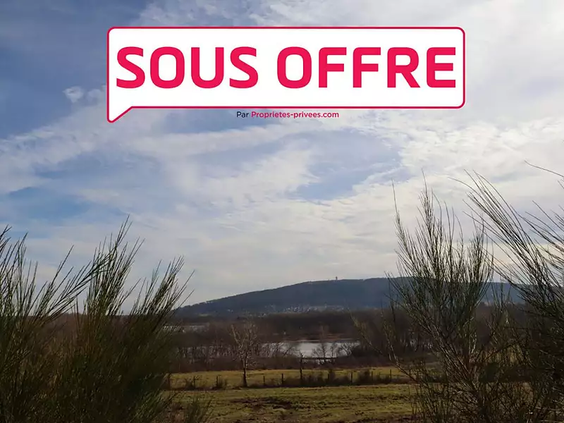 Terrain, 7 040 m²