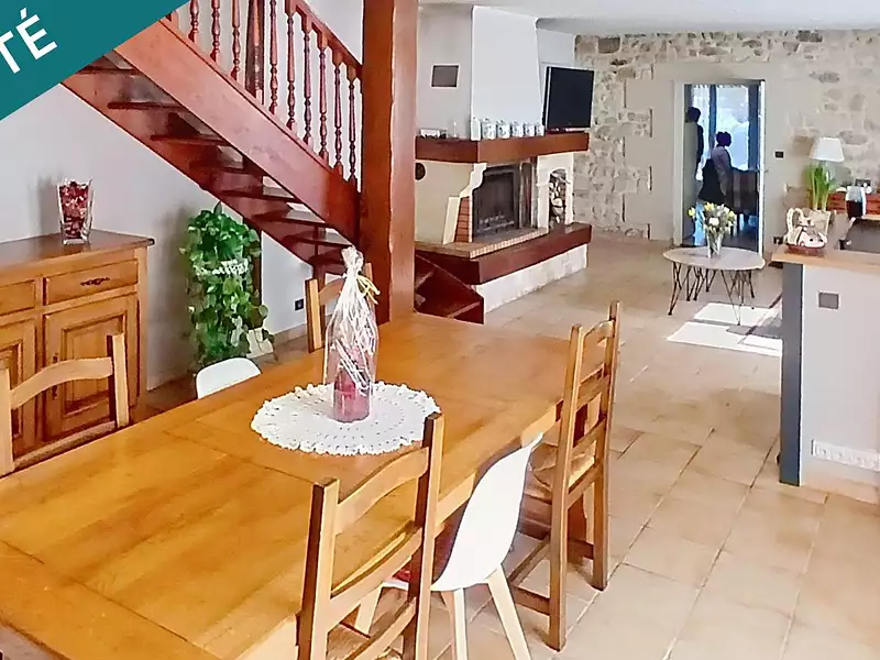 Maison, 350 m²