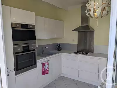 Maison, 187 m²