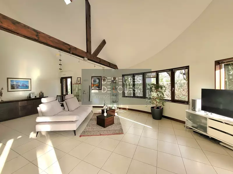Maison, 167 m²