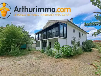 Maison, 235 m²