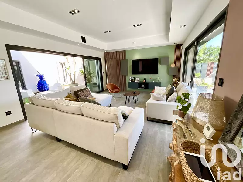 Maison, 218 m²
