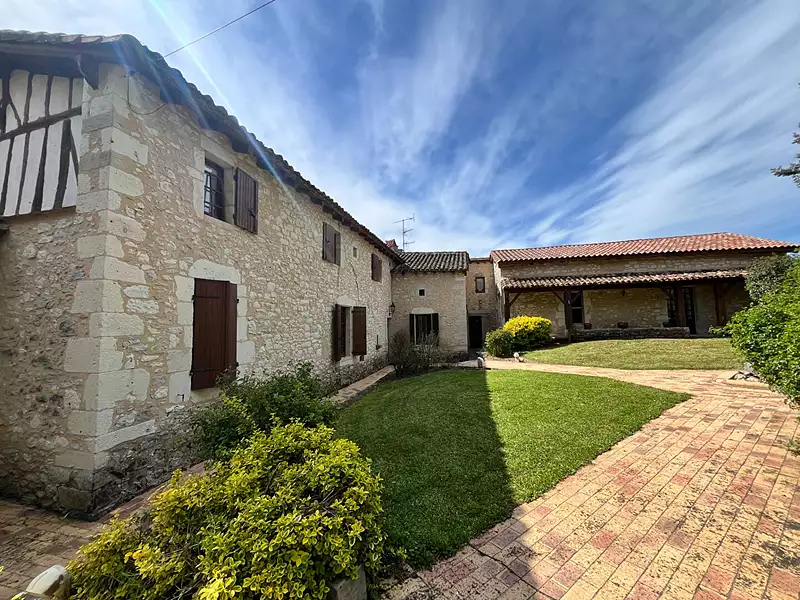 Maison, 430 m²