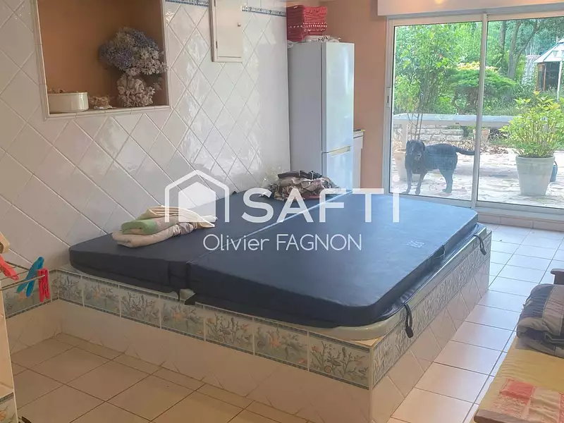 Maison, 215 m²