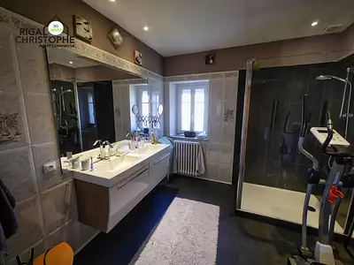 Maison, 198 m²