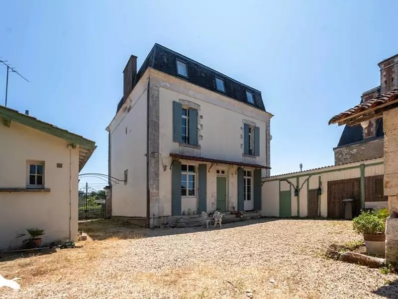 Maison, 200 m²