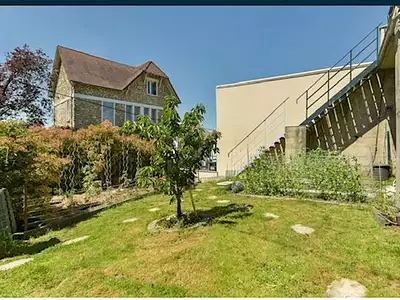 Maison, 299 m²