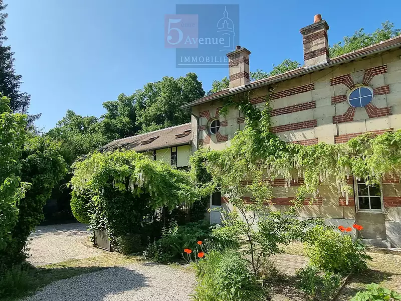 Maison, 370 m²