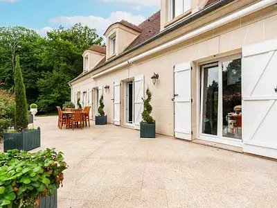 Maison, 250 m²