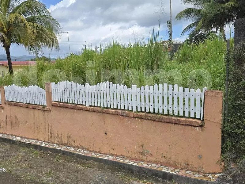 Terrain, 584 m²