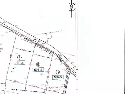 Terrain, 571 m²