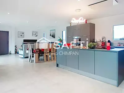 Maison, 122 m²