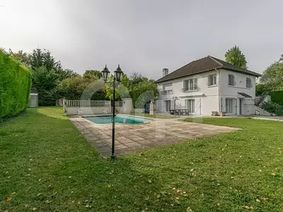 Maison, 155 m²