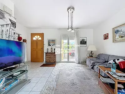Maison, 77 m²