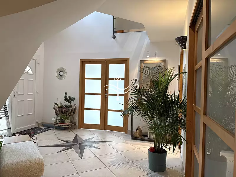 Maison, 215 m²