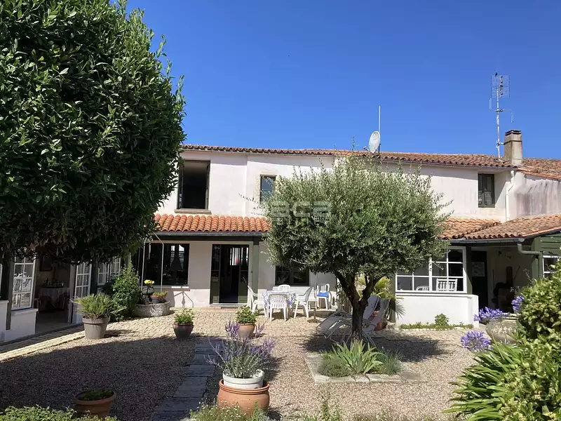 Maison, 140 m²