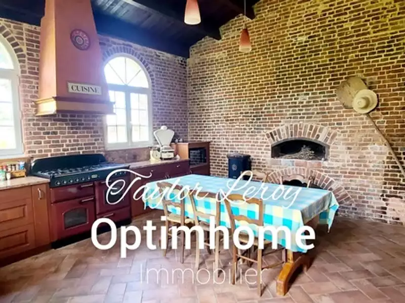 Maison, 248 m²