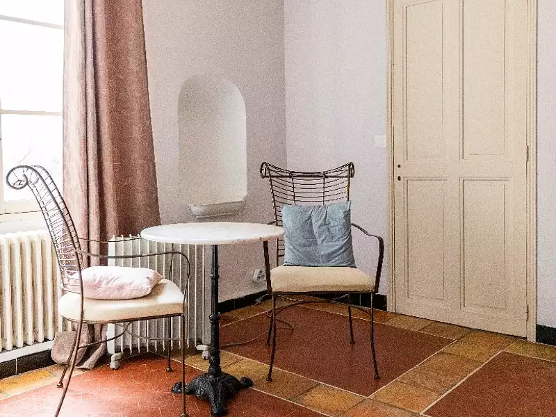 Maison, 1 020 m²