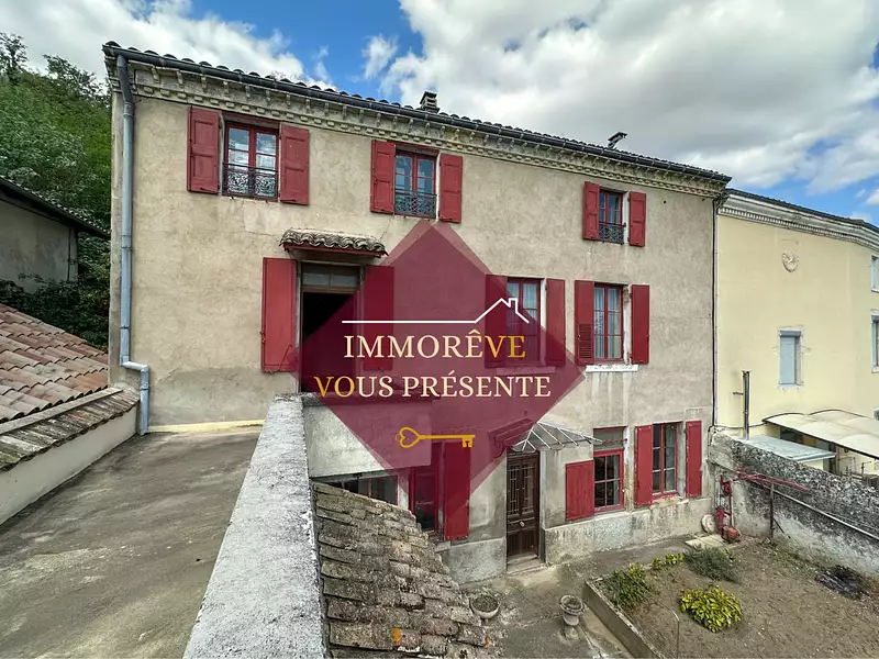 Maison, 224,08 m²