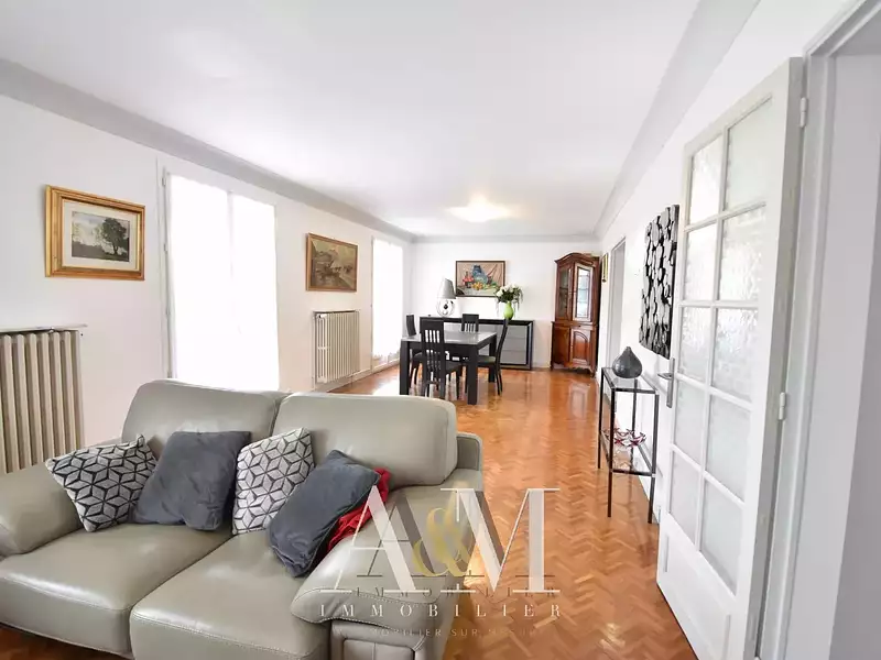 Maison, 162 m²